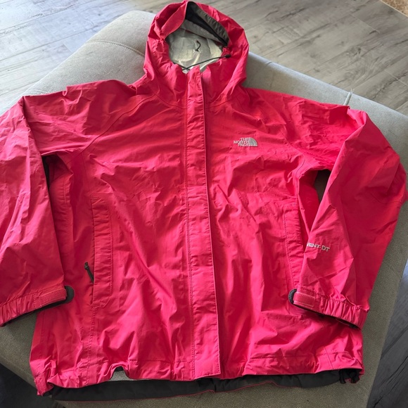 The North Face lightweight raining windbreaker S jacket running hooded pockets - Picture 3 of 8